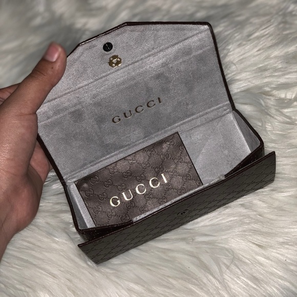 Authentic Gucci Case - Picture 4 of 7